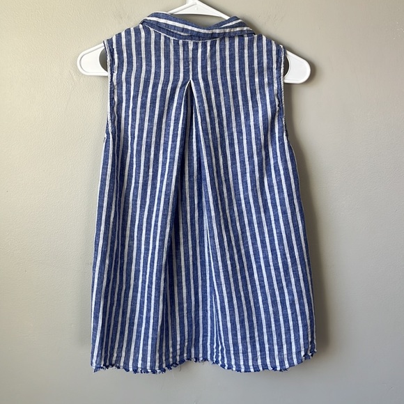 BeachLunchLounge Size Small Button Down Tank - Picture 6 of 6